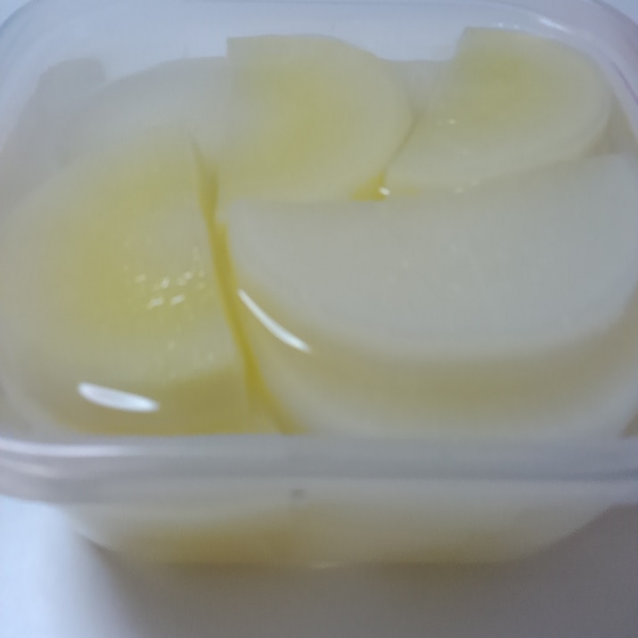 すぐに使えるように♪ 下茹で大根の冷蔵保存